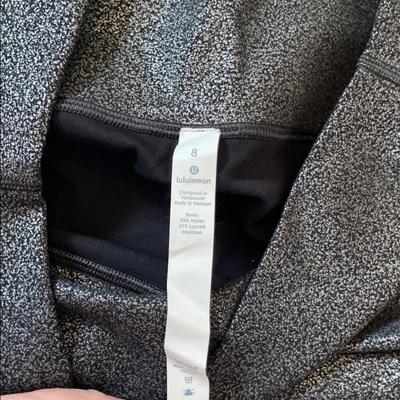 Lululemon Wunder Under - Picture 2 of 4